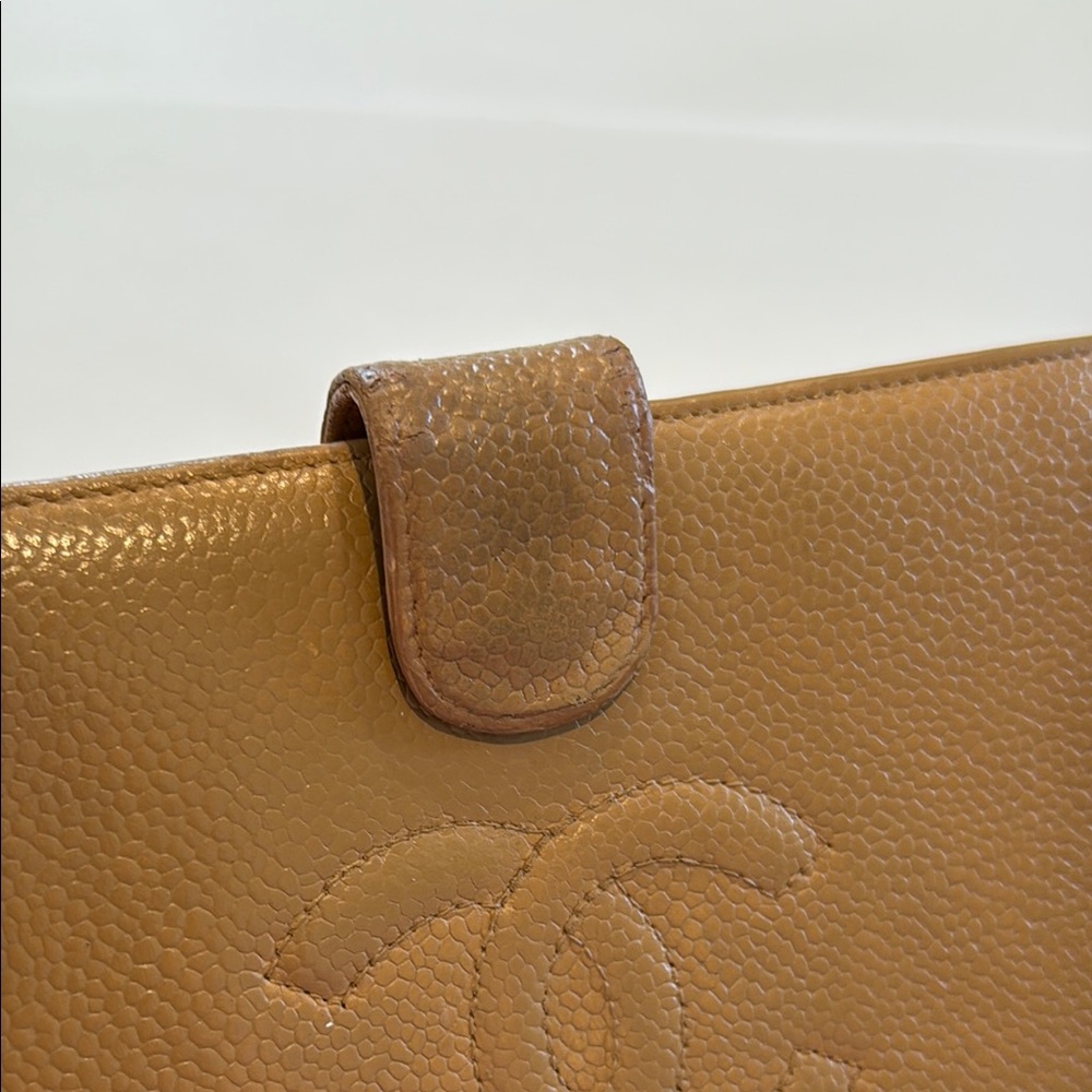 Chanel Wallet - Picture 6 of 14